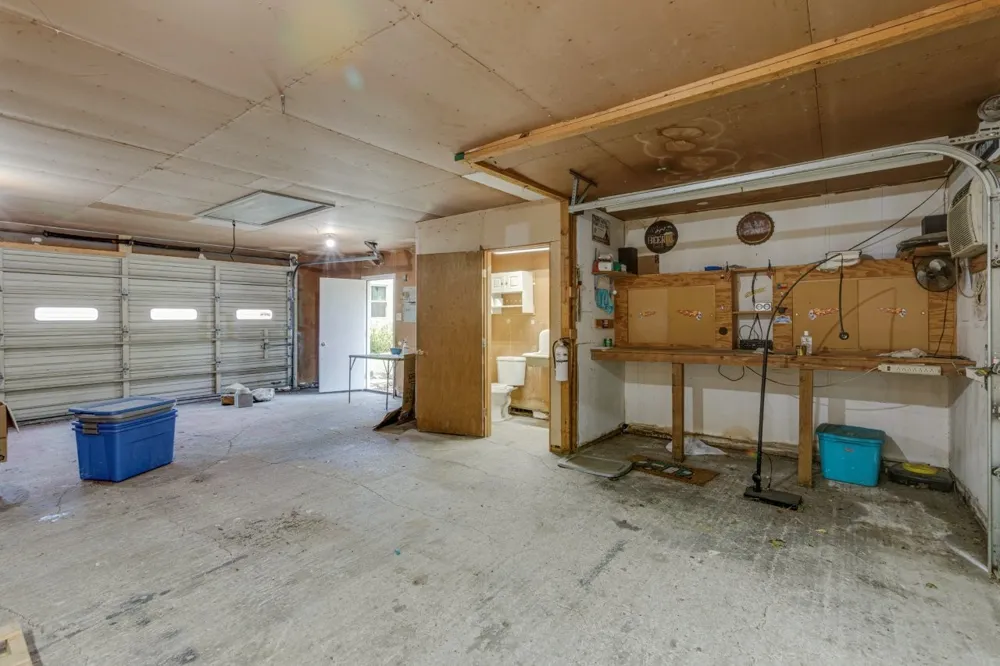210 E Daugherty Drive Garland, TX 75041
