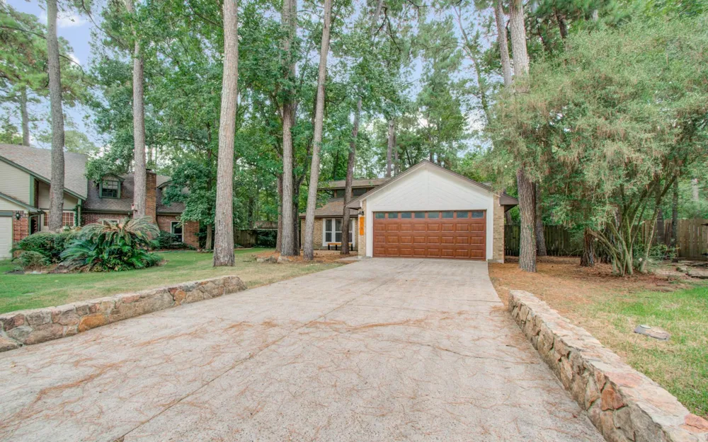 19 Tremont Woods Court The Woodlands, TX 77381
