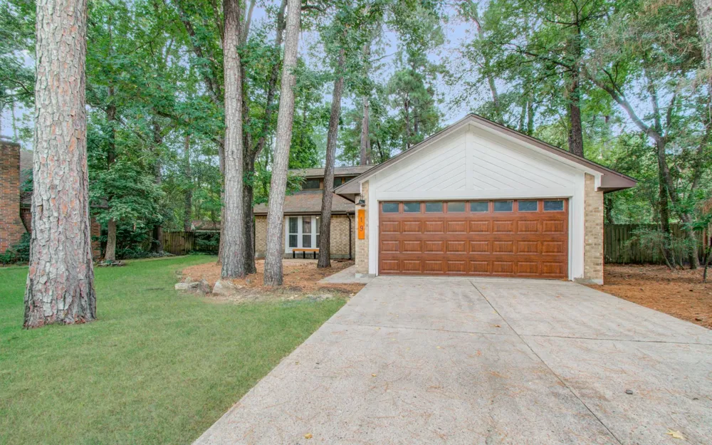 19 Tremont Woods Court The Woodlands, TX 77381