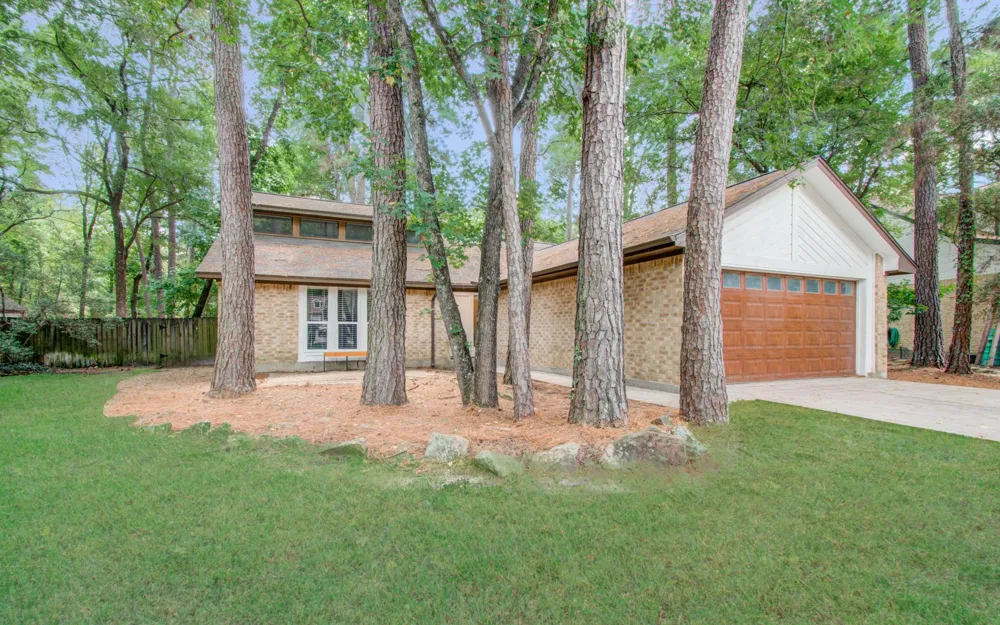 19 Tremont Woods Court The Woodlands, TX 77381