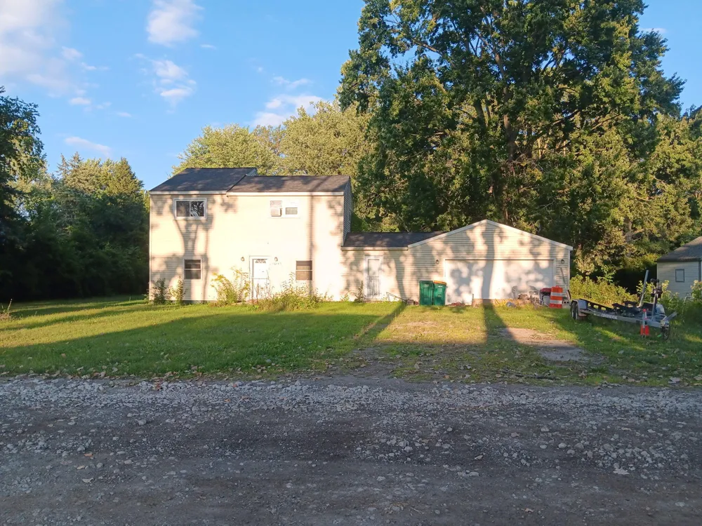 14045 Sheldon Van Buren, MI 48111