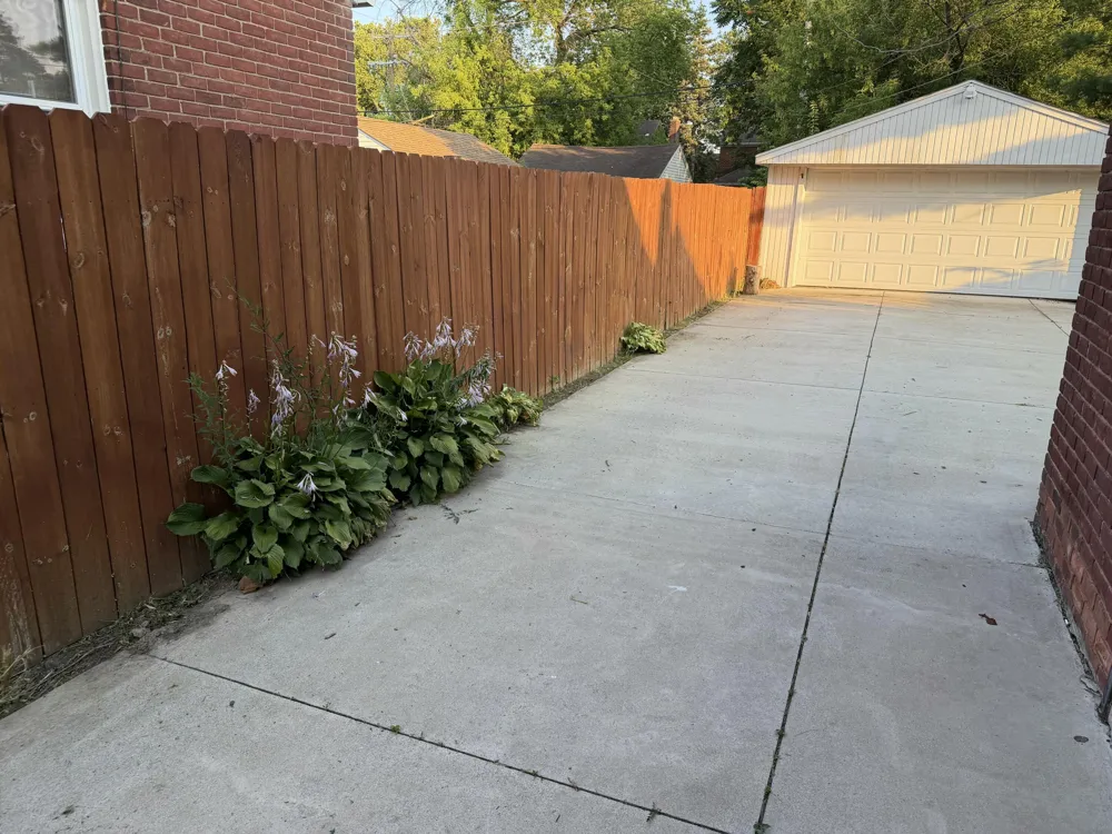 15292 Spring Garden Street Detroit, MI 48205
