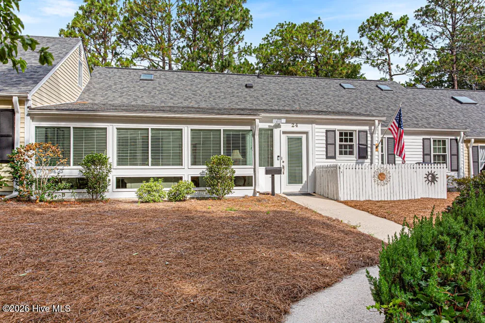 24 Village Green Circle Southern Pines, NC 28387