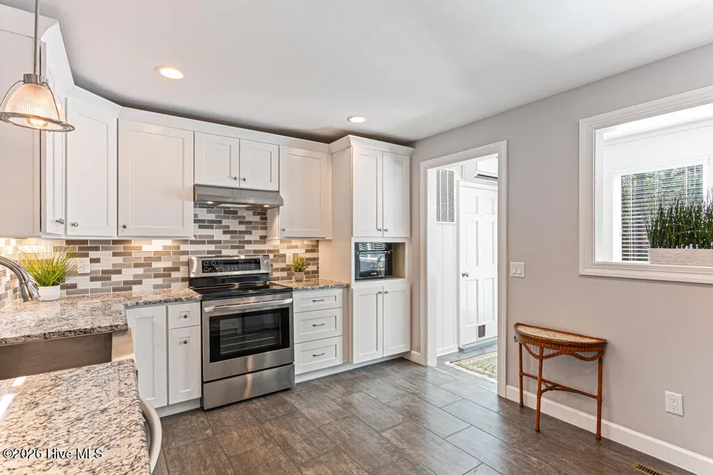24 Village Green Circle Southern Pines, NC 28387