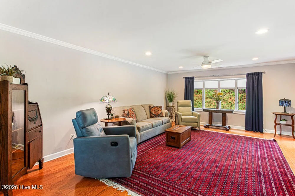 24 Village Green Circle Southern Pines, NC 28387