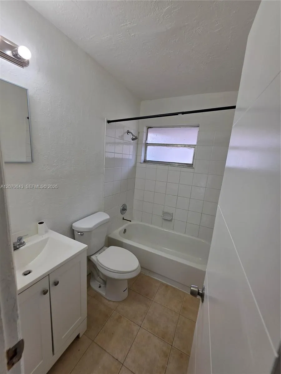 2736 NW 15th Ct #2 Fort Lauderdale, FL 33311