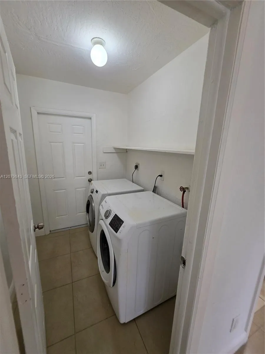 2736 NW 15th Ct #2 Fort Lauderdale, FL 33311