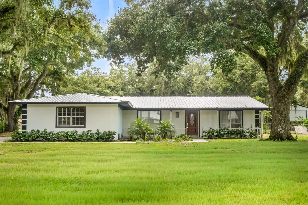 2428 SW 18TH COURT Okeechobee, FL 34974