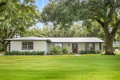 2428 SW 18TH COURT