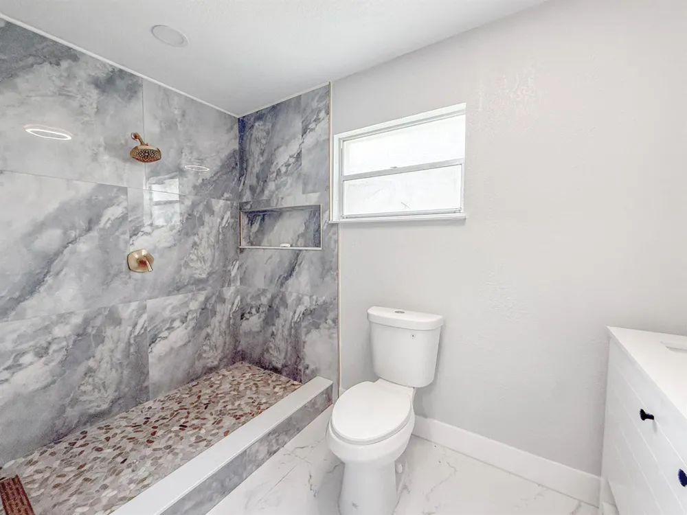 2428 SW 18TH COURT Okeechobee, FL 34974