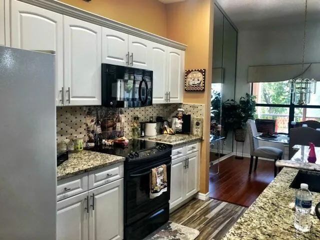 5290 Europa Drive #G Boynton Beach, FL 33437