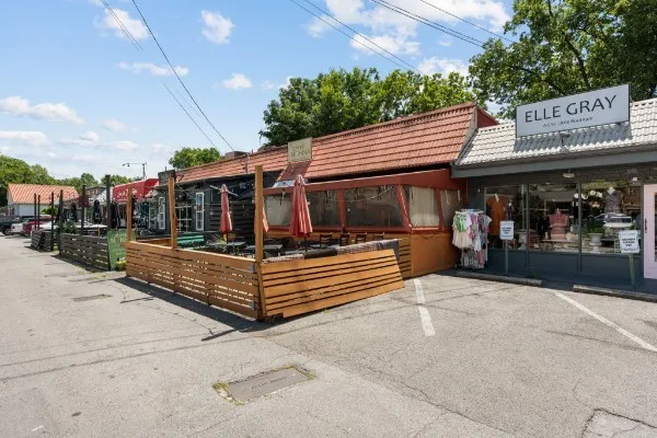 4425 Westlawn Dr #B101 Nashville, TN 37209