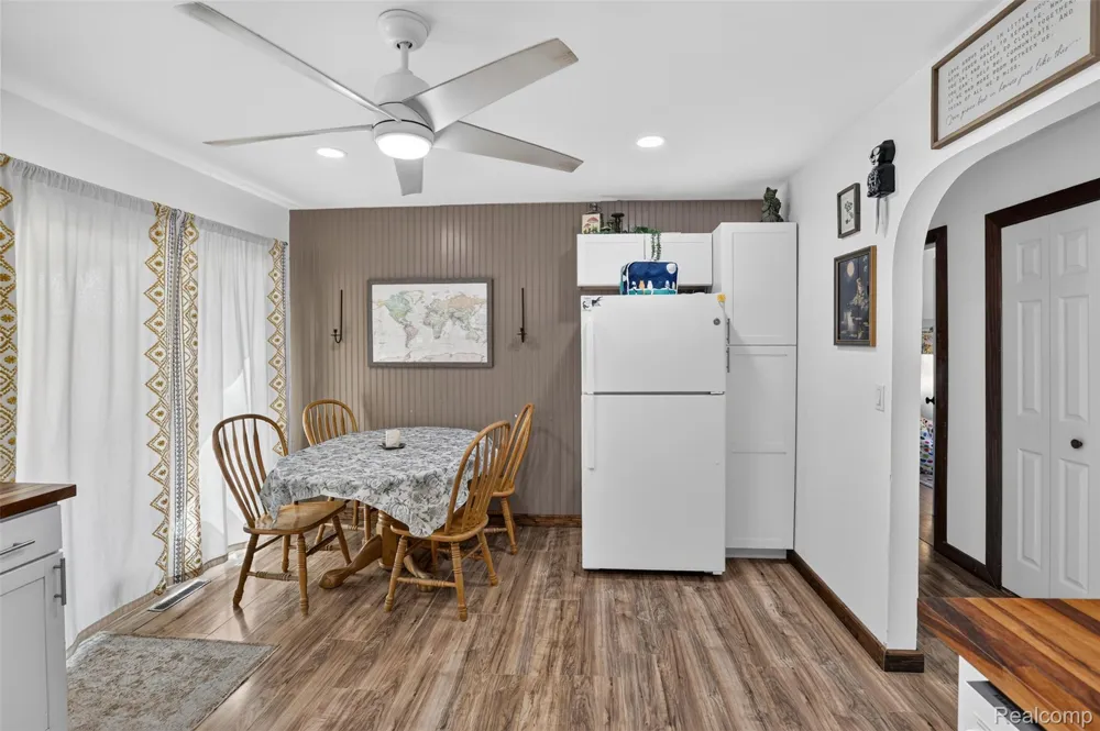 4855 Briggs Road Marathon Township, MI 48464