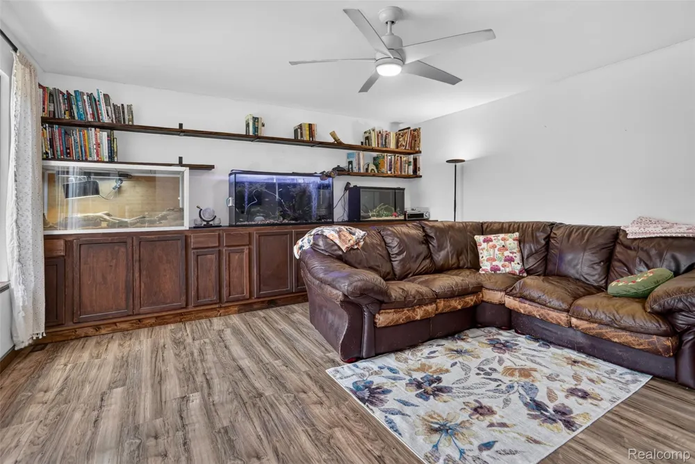 4855 Briggs Road Marathon Township, MI 48464