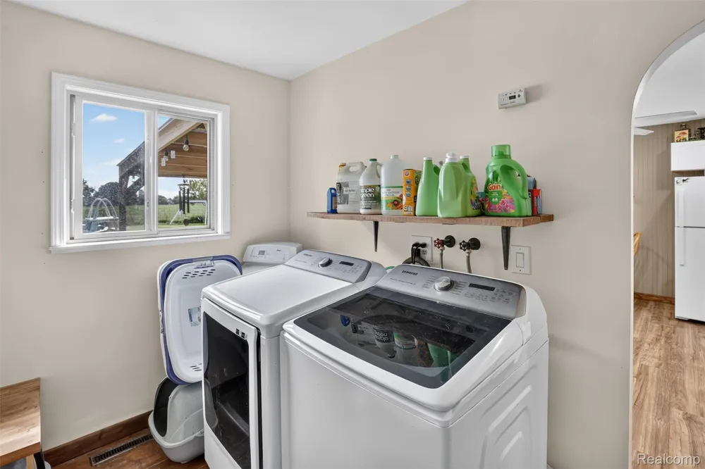 4855 Briggs Road Marathon Township, MI 48464