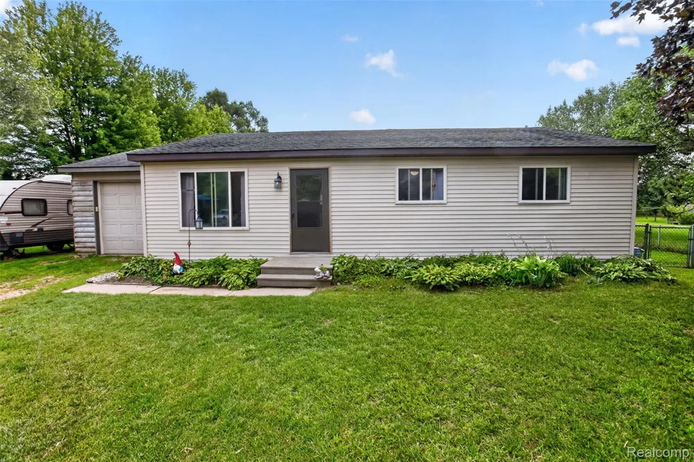 4855 Briggs Road Marathon Township, MI 48464