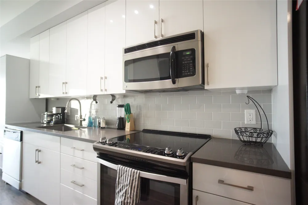 6444 Burnet Road #305 Austin, TX 78757