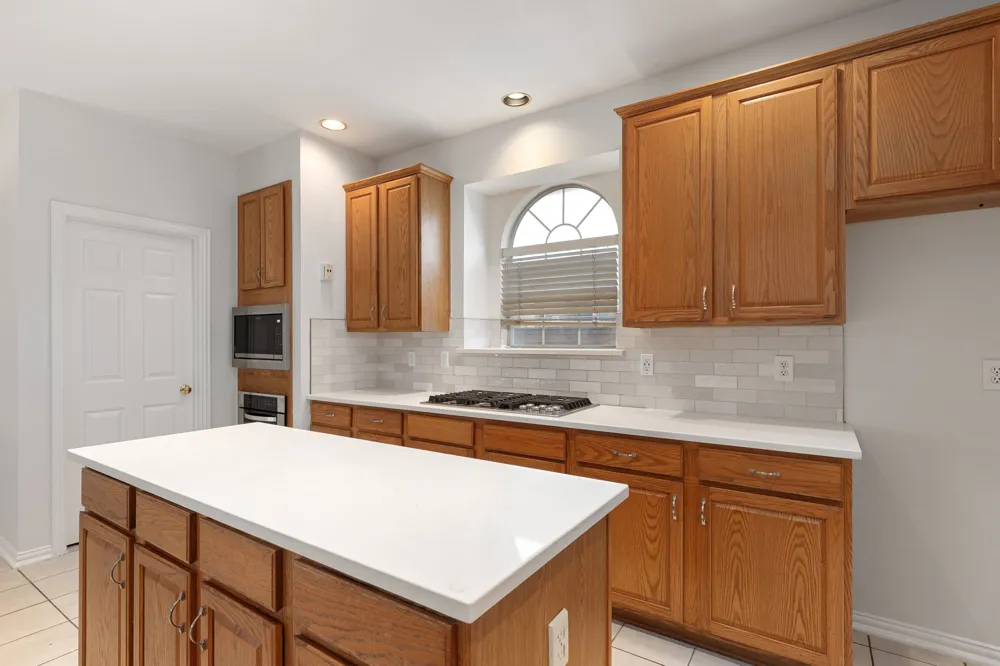 321 Andre Drive Irving, TX 75063