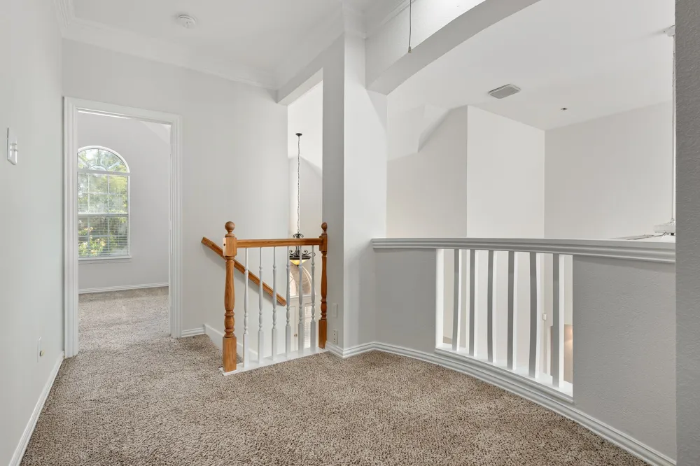 321 Andre Drive Irving, TX 75063