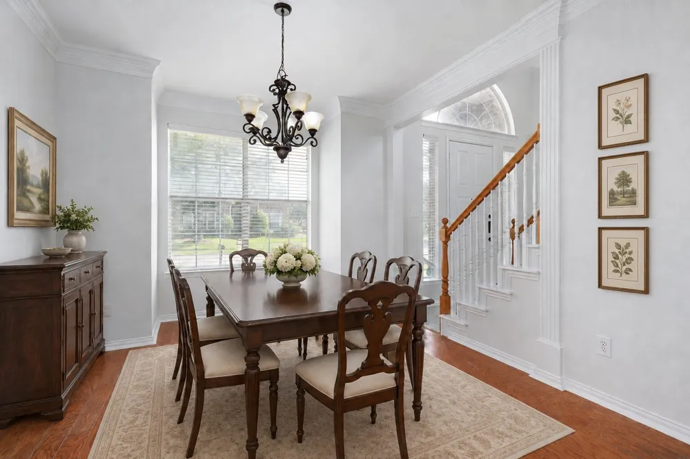 321 Andre Drive Irving, TX 75063