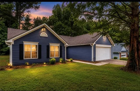 956 Forest Path