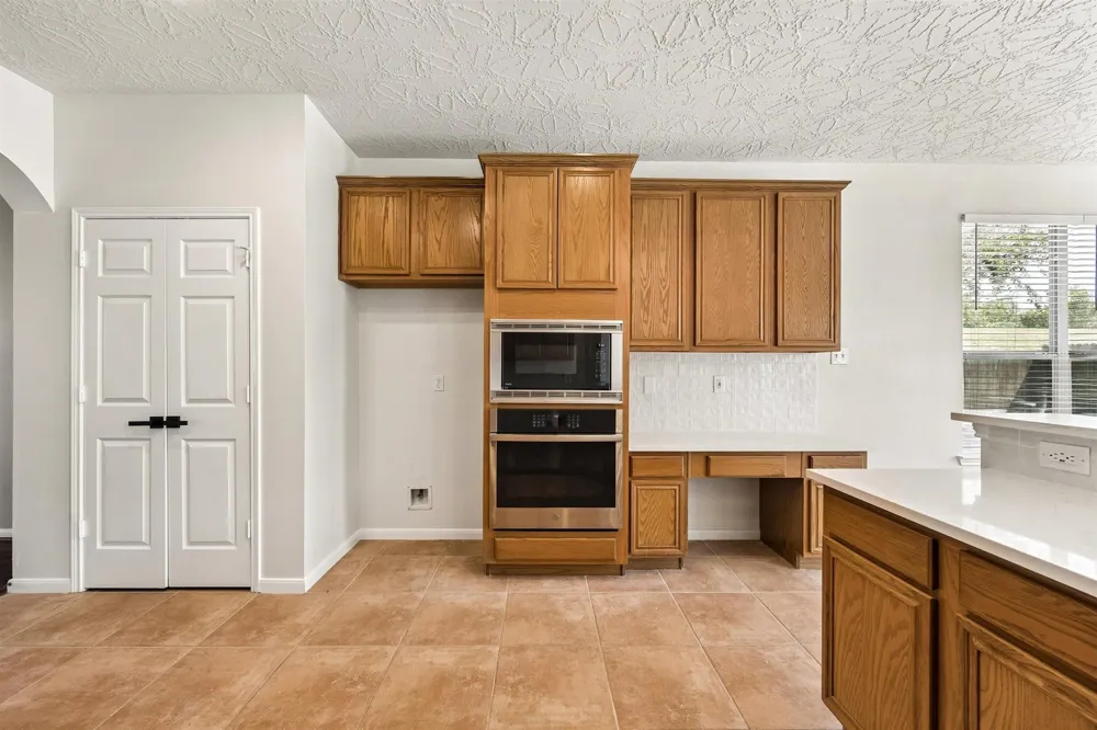 8126 Buffalo Springs Court Sugar Land, TX 77479