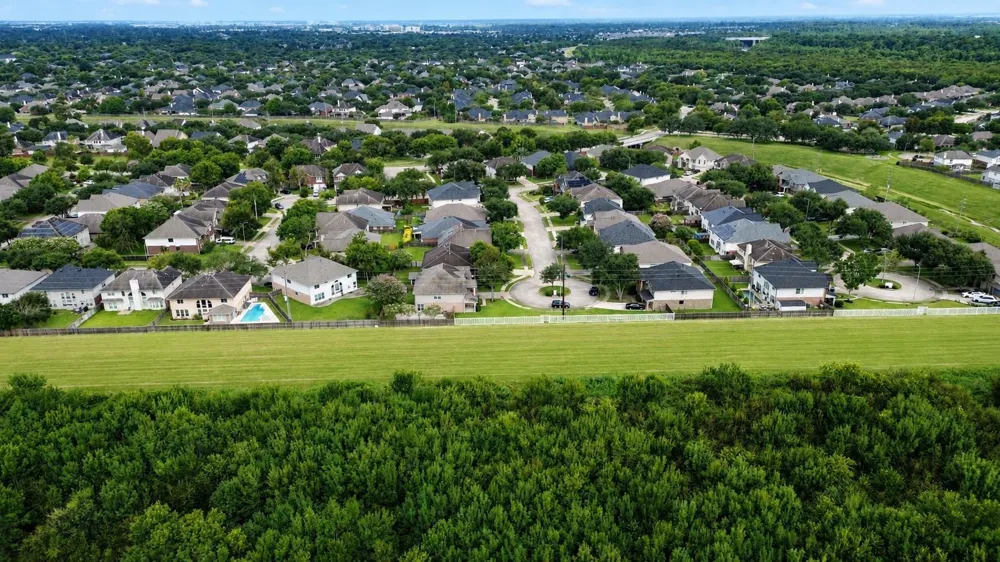 8126 Buffalo Springs Court Sugar Land, TX 77479