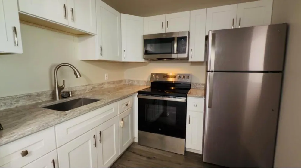 43 Easthampton B West Palm Beach, FL 33417