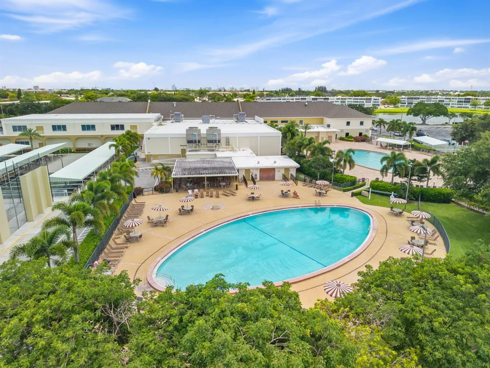 413 SOUTHAMPTON A West Palm Beach, FL 33417