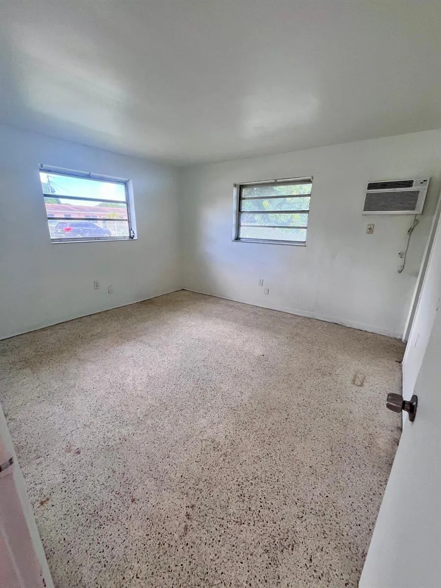 598 Douglas Road #1 Opa-Locka, FL 33054