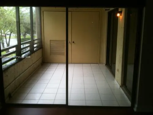 1060 Hiatus Rd #1060 Pembroke Pines, FL 33026