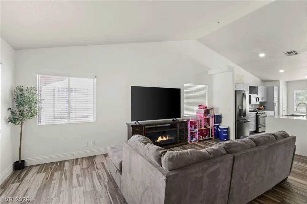 5438 Iberville Street North Las Vegas, NV 89031