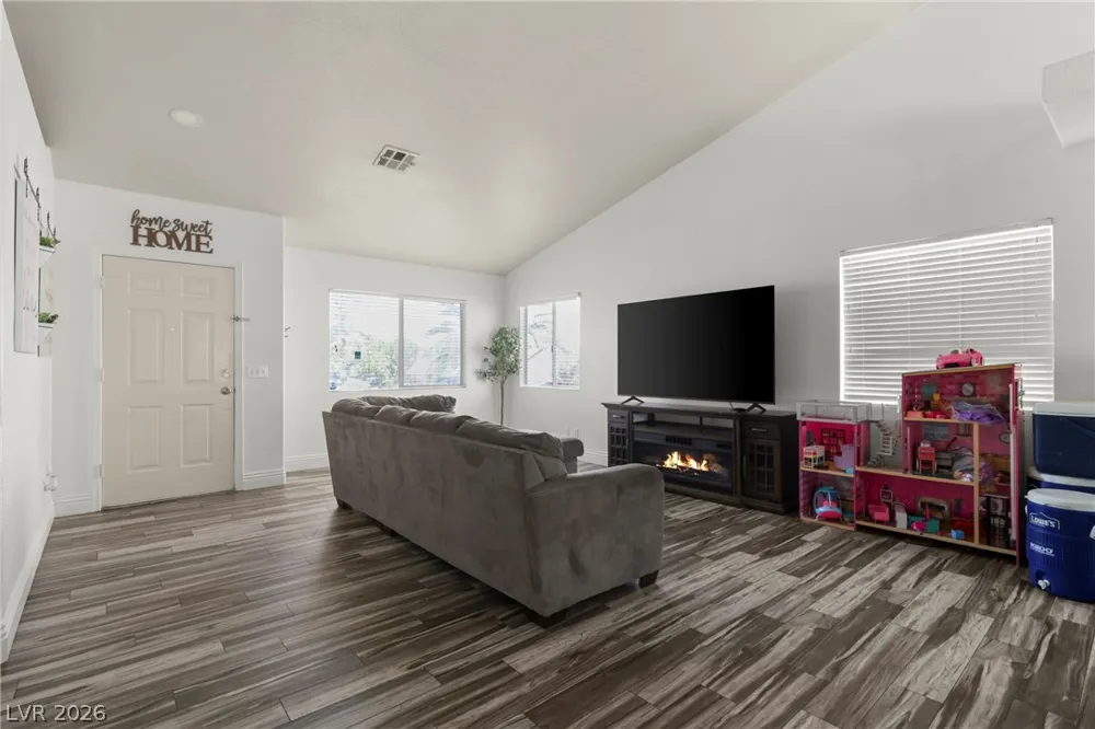 5438 Iberville Street North Las Vegas, NV 89031