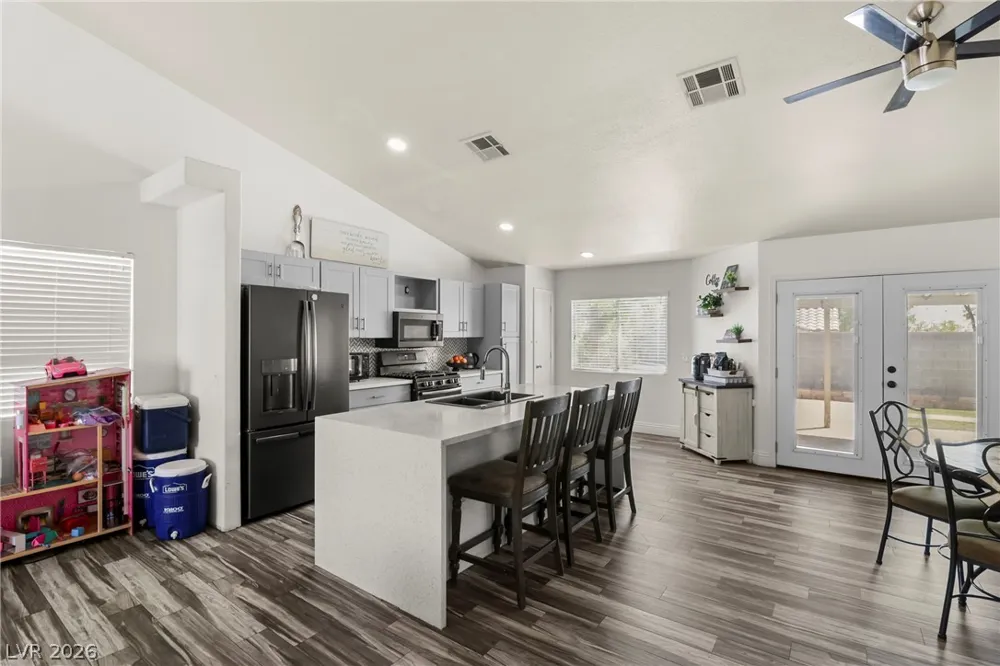 5438 Iberville Street North Las Vegas, NV 89031