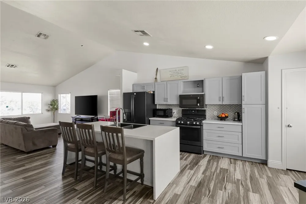 5438 Iberville Street North Las Vegas, NV 89031