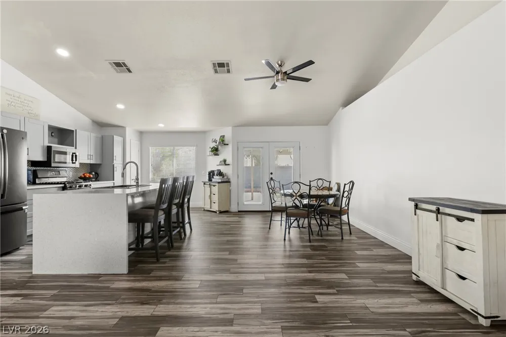5438 Iberville Street North Las Vegas, NV 89031