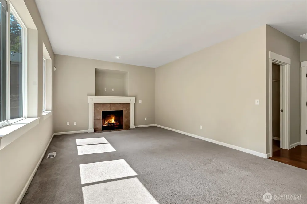 35320 4th Place SW Federal Way, WA 98023