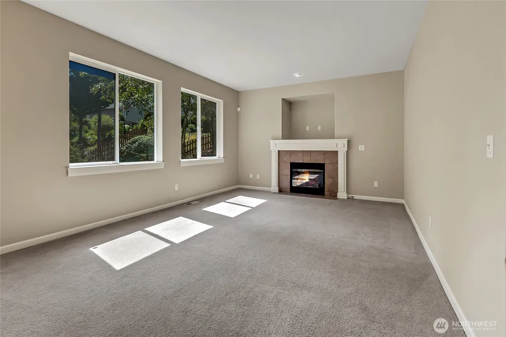 35320 4th Place SW Federal Way, WA 98023
