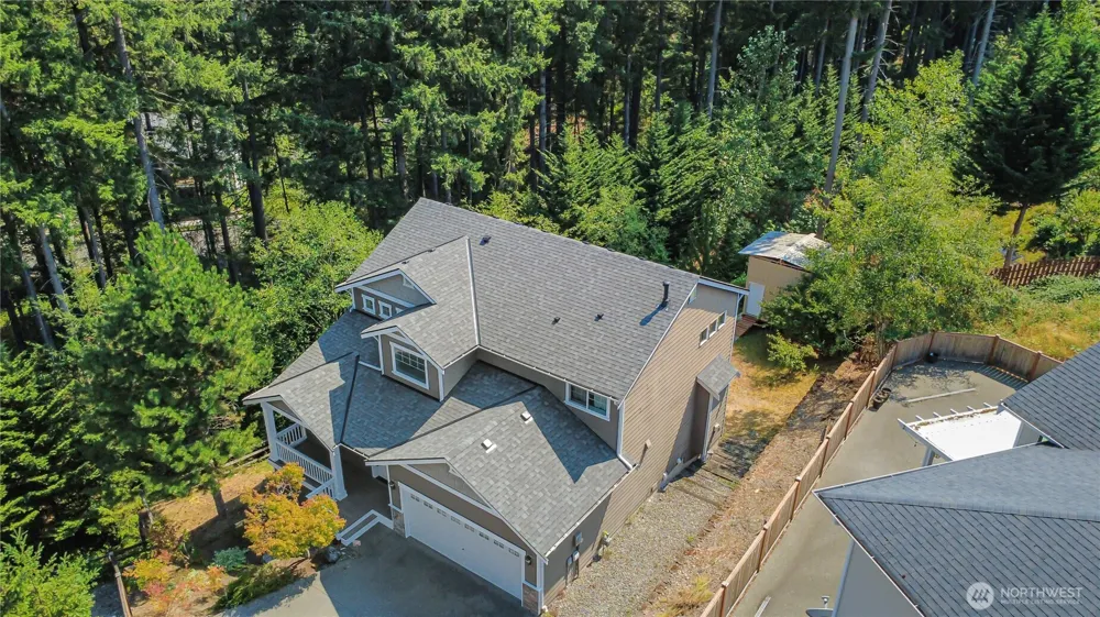35320 4th Place SW Federal Way, WA 98023
