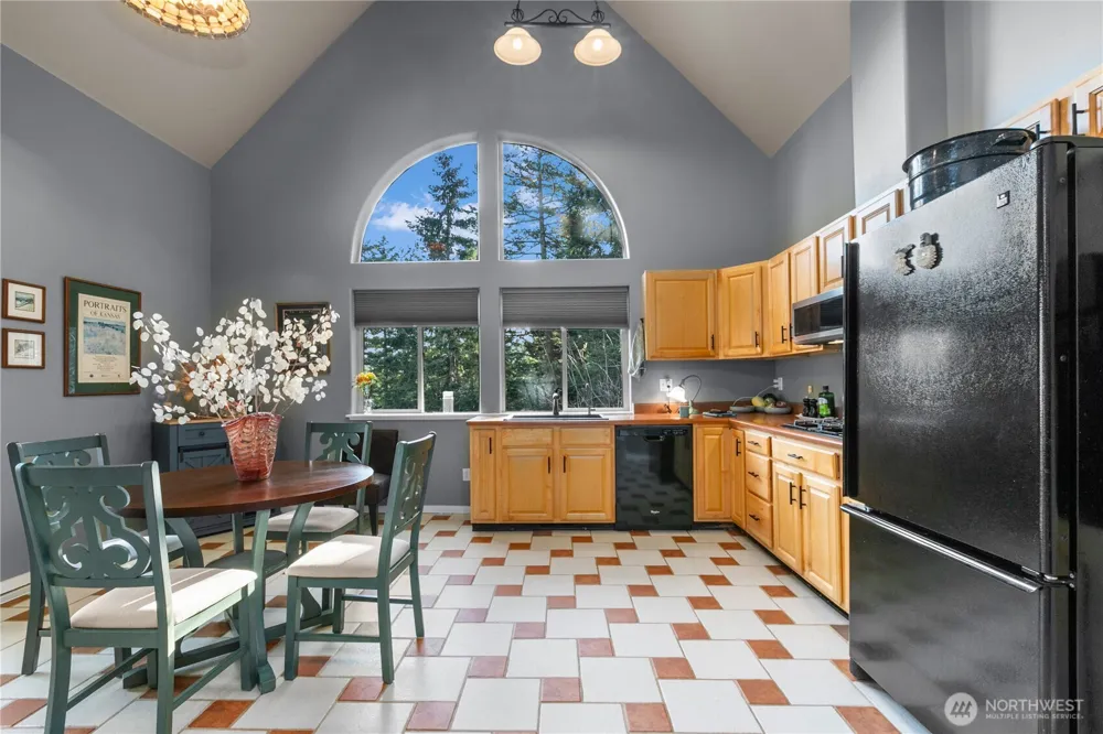 1103 Berry Way Lummi Island, WA 98262