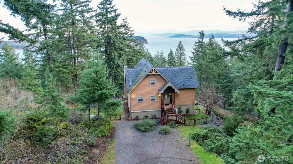 1103 Berry Way Lummi Island, WA 98262