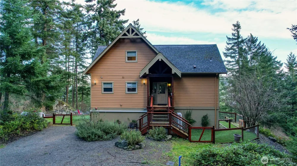 1103 Berry Way Lummi Island, WA 98262