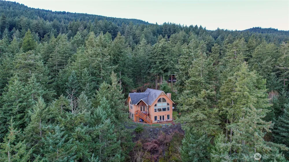 1103 Berry Way Lummi Island, WA 98262