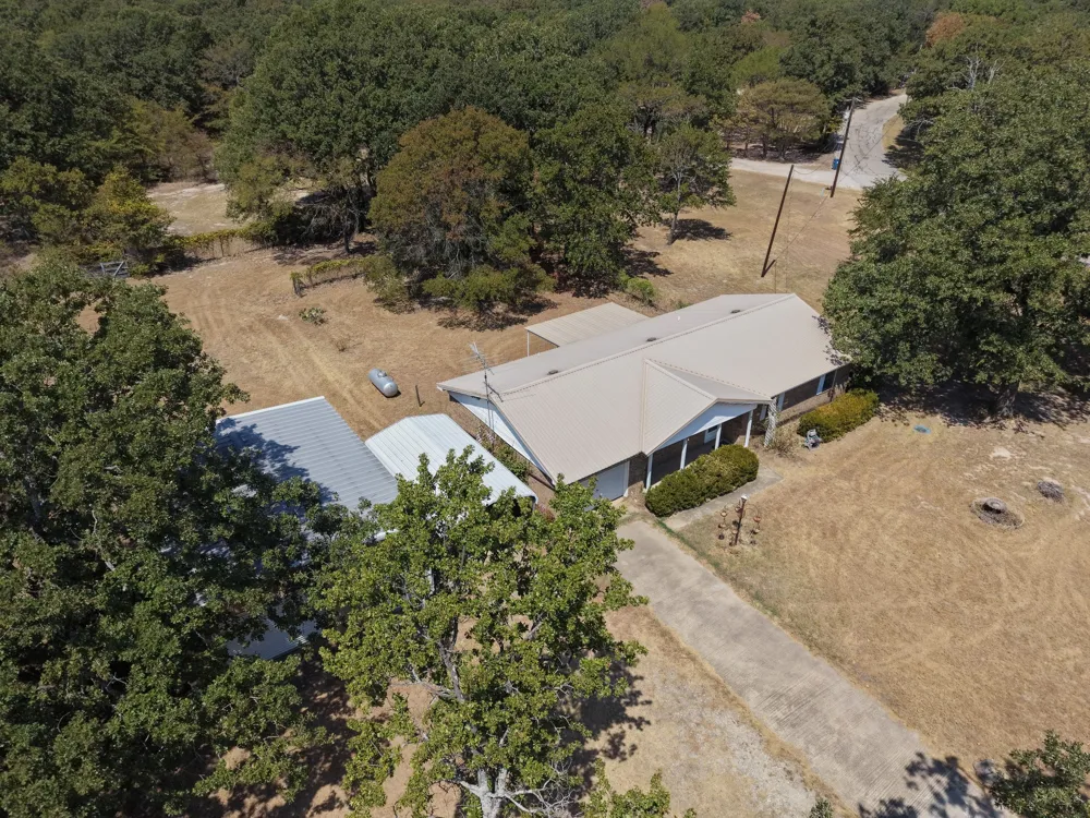 631 Welch Lane Gun Barrel City, TX 75156