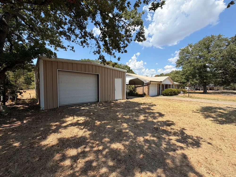 631 Welch Lane Gun Barrel City, TX 75156