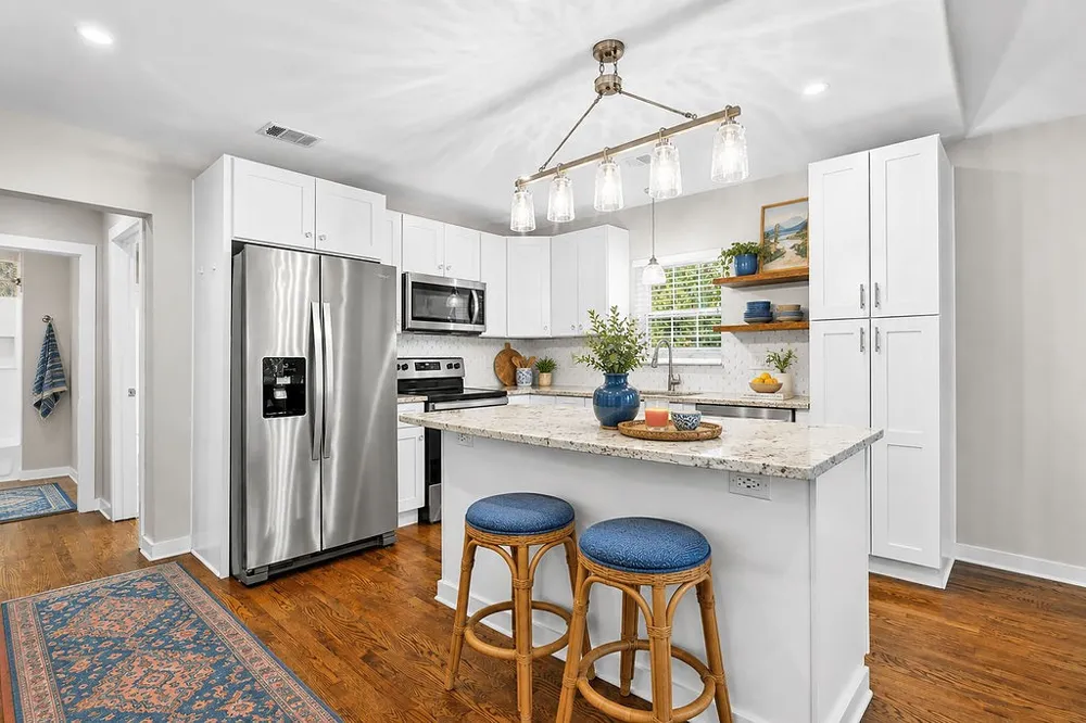 4909 White Oak Lane River Oaks, TX 76114