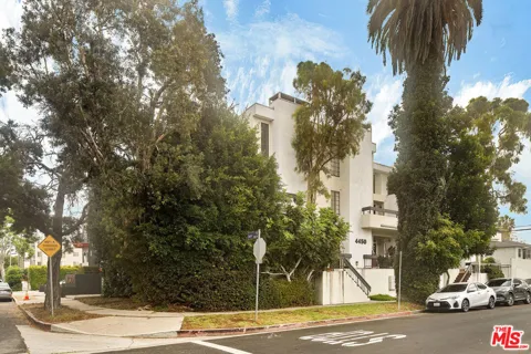 4450 Kensington Road #8