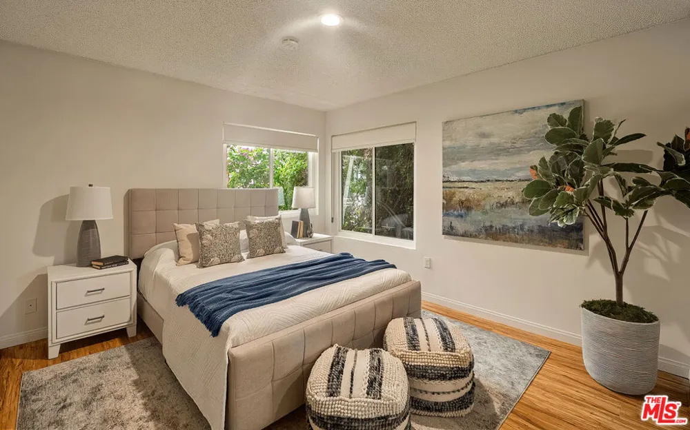 4450 Kensington Road #8 Los Angeles, CA 90066