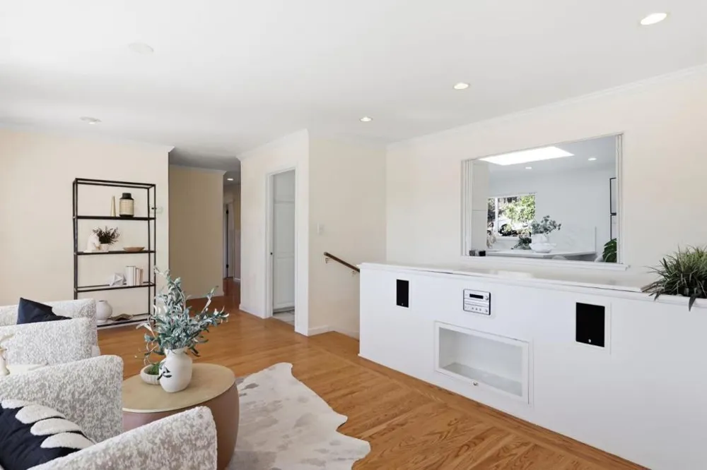 1548 Kingswood Drive Hillsborough, CA 94010