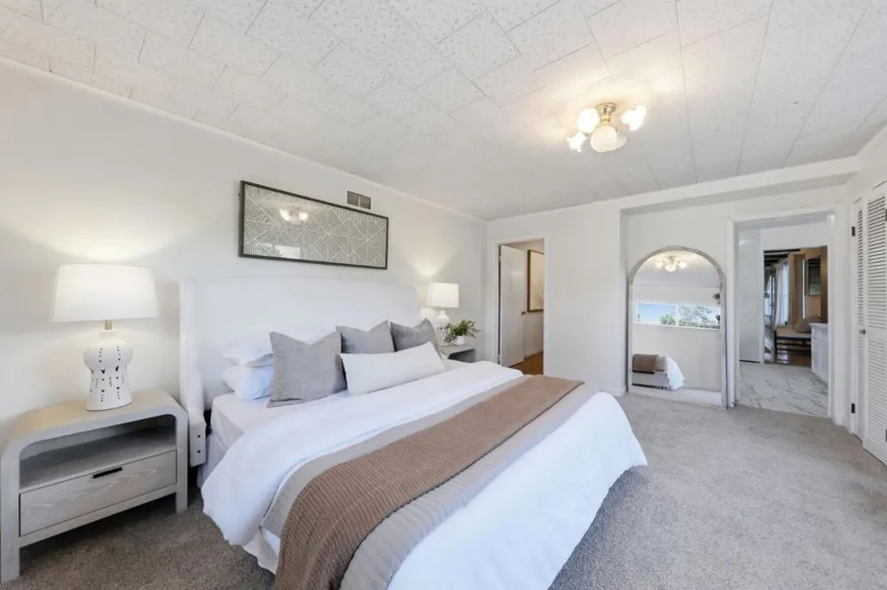 1548 Kingswood Drive Hillsborough, CA 94010